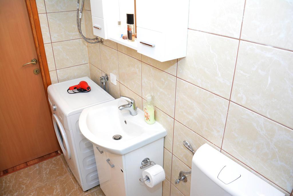Apartment Biser Kotor Exterior photo